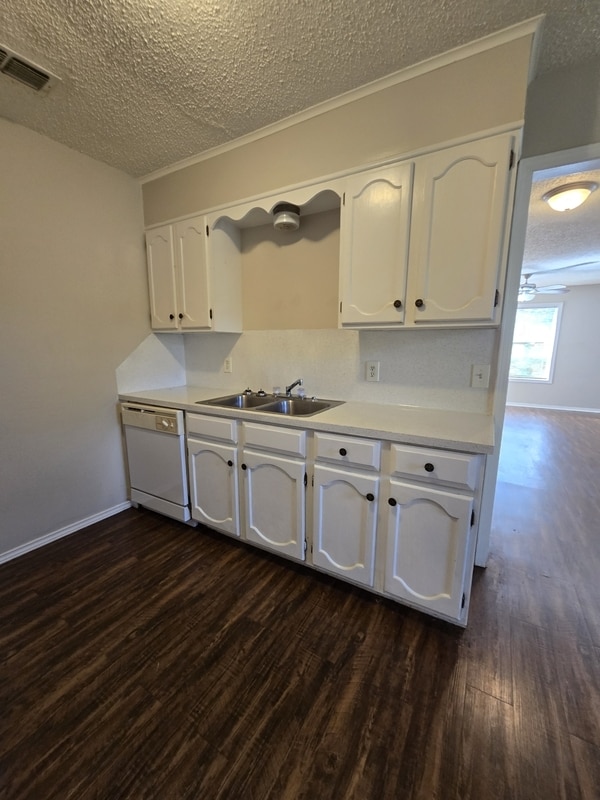 Building Photo - 13403 Rhudy Dr