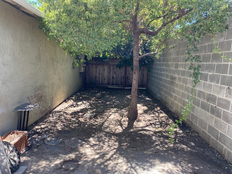 Building Photo - 3561 Merced Ave