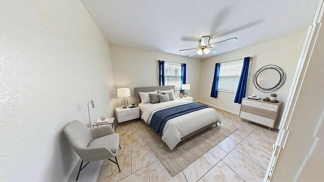 Building Photo - Great 2 bedrooms and 1 bathrooms Beach House