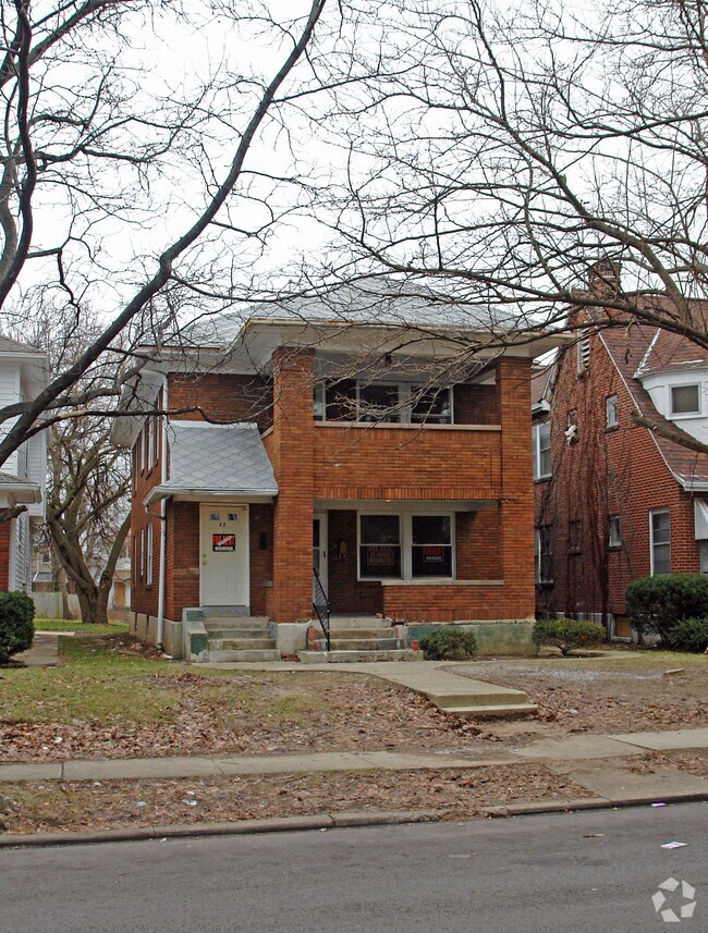Primary Photo - 20 E Norman Ave