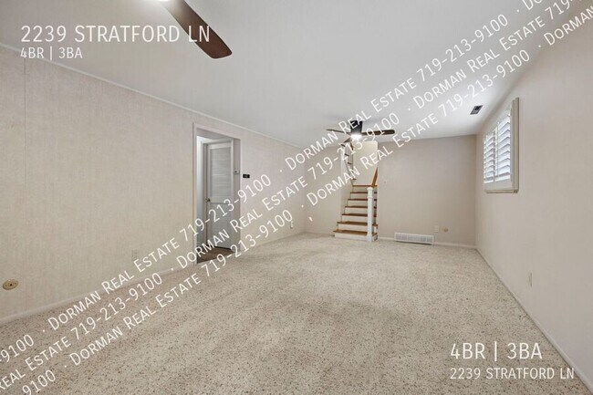 Building Photo - 2239 Stratford Ln