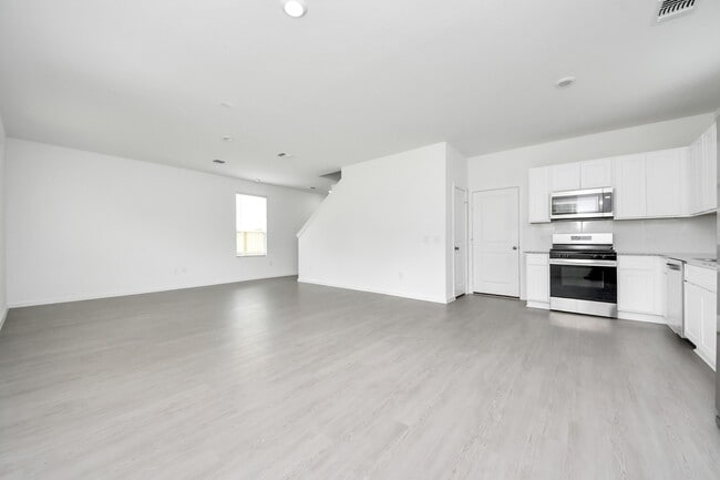 Building Photo - 6922 Bens Lndg