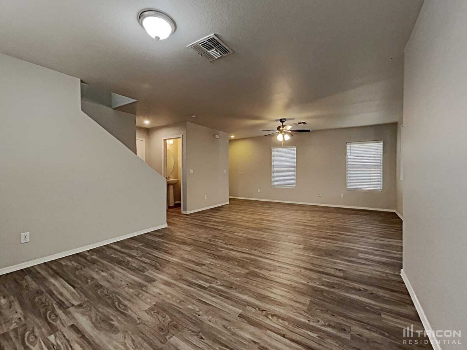 Building Photo - 40268 W Helen Ct