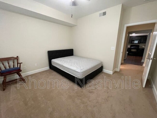 Building Photo - 8121 Lenox Creekside Dr