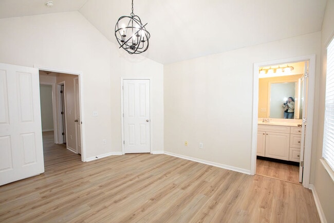 Building Photo - 1656 Nature Dr