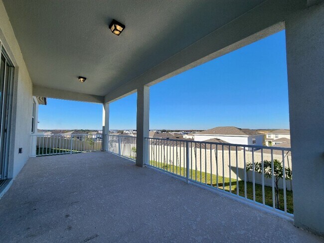 Building Photo - Gorgeous 3-Bedroom, 2-Bathroom Home in Cle...