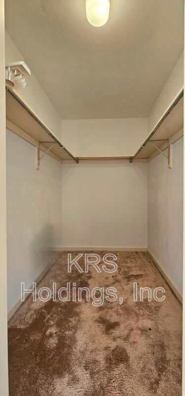 Building Photo - 1029 Dulcie Ave