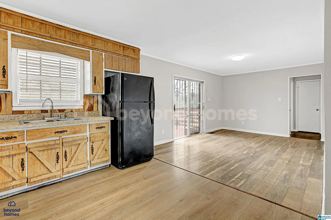 Building Photo - Beautifully Renovated Home in Adamsville -...