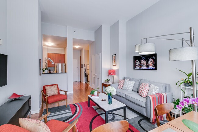 Building Photo - 1425 Locust St