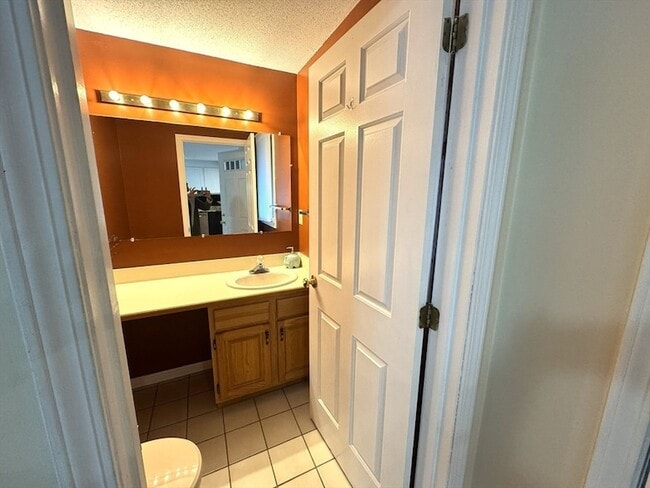 Building Photo - 49 Brickett Hill Cir