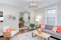 Building Photo - Available Now - Adorable and Spacious!  2 ...