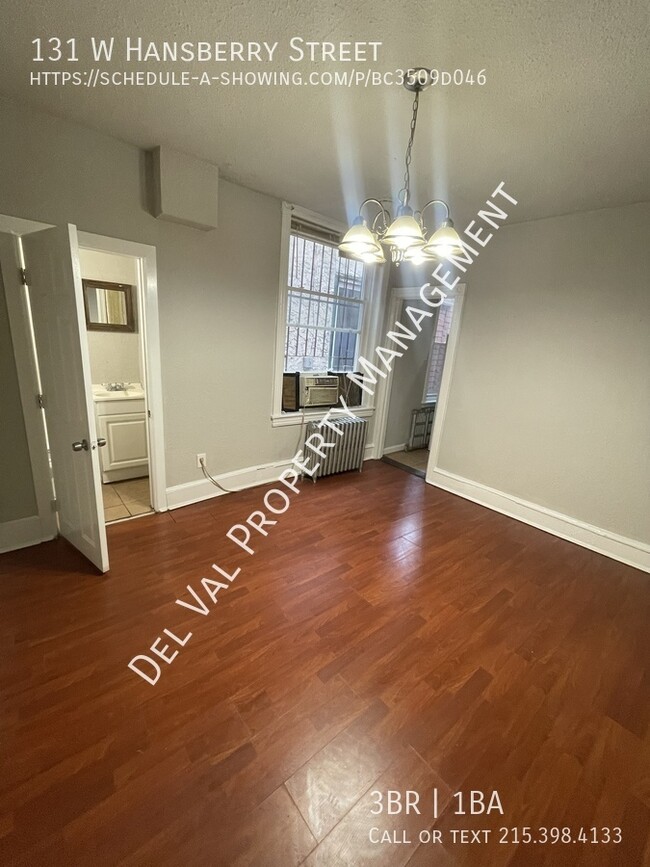 Building Photo - 131 Hansberry St