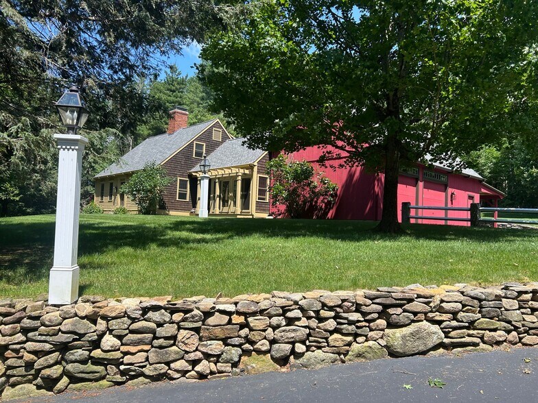 Building Photo - 73 Champeaux Rd