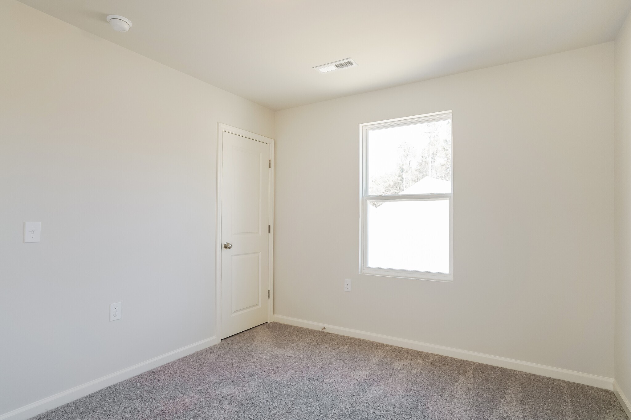 Building Photo - 2505 Kenton Ct SE