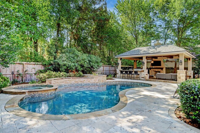 Building Photo - 14 Twilight Glen Ct