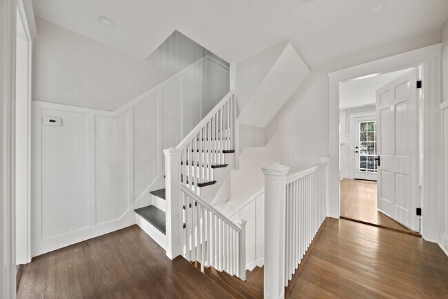 Building Photo - 37 Wolcott Rd