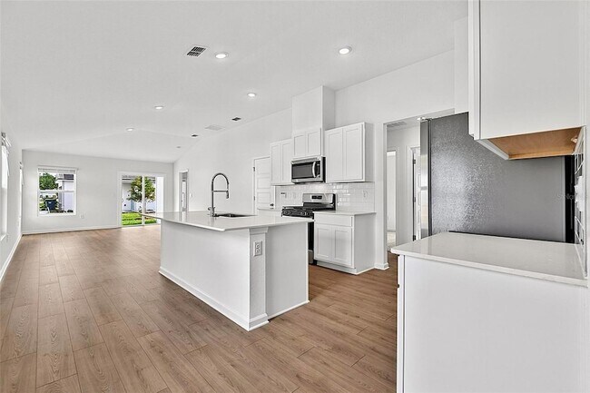 Building Photo - 863 Grand Reserve Dr