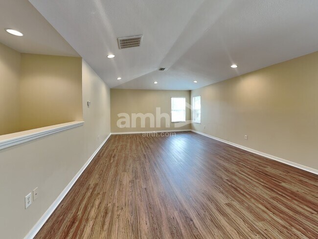 Building Photo - 4812 Sky Blue Dr