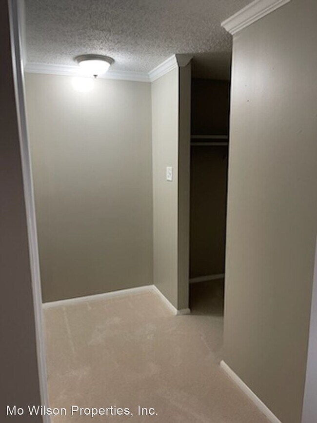 Building Photo - 3 br, 2.5 bath House - 3422 Belfry Lane