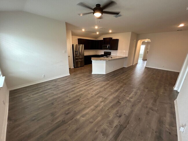 Building Photo - **APPLICATION RECEIVED** *COMING SOON* 3-Bedroom with Solar Panels & Resort Amenities – Pool, Gym!