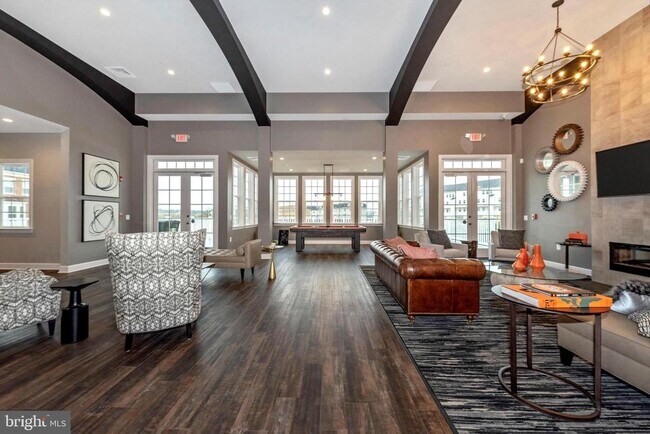 Building Photo - 5050 MacDonough Pl