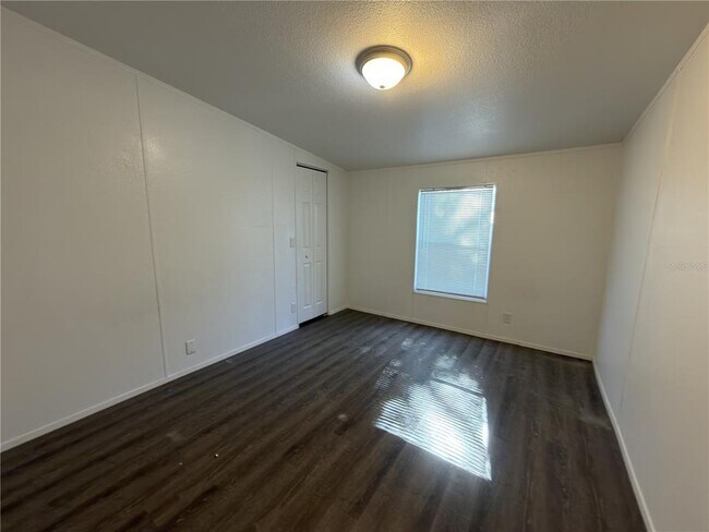 Building Photo - 3031 Overland Rd