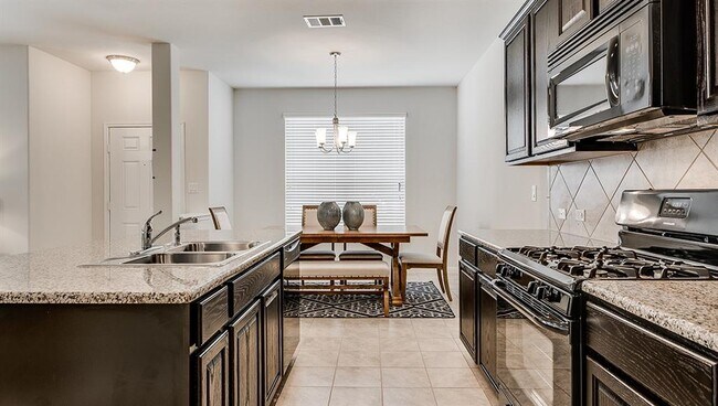 Building Photo - 13700 Sage Grouse Dr
