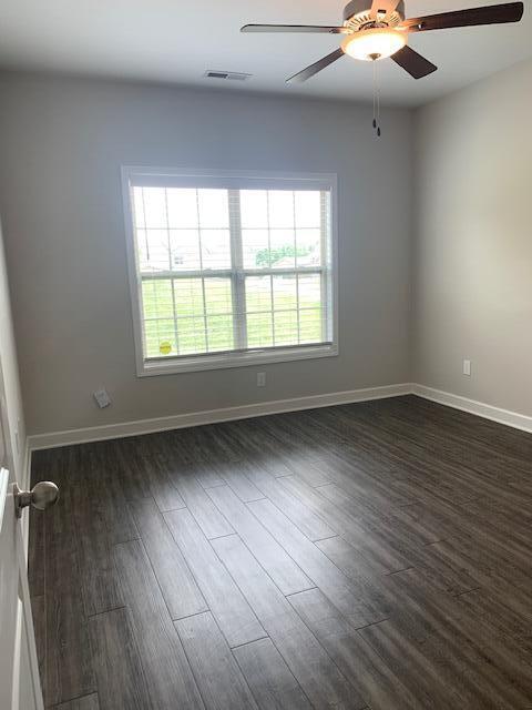 Building Photo - 1308 Russell Springs Dr