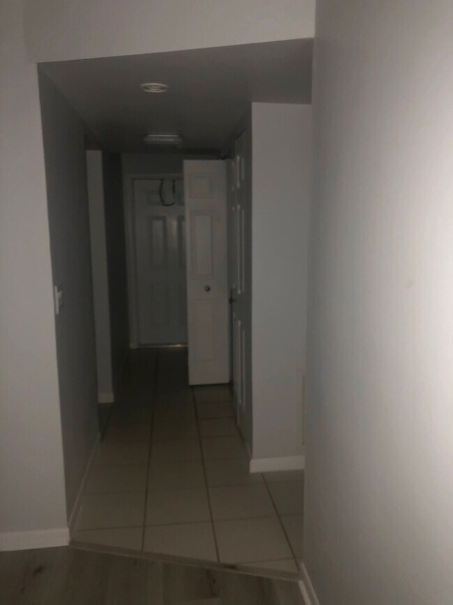 Building Photo - 2825 NW 22nd Ave