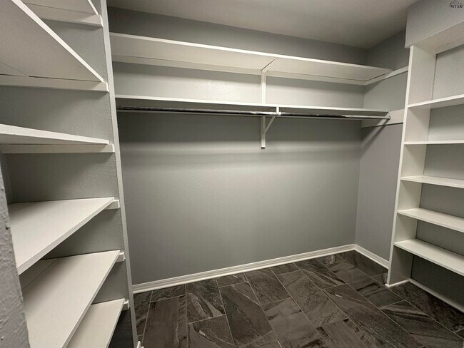 Building Photo - 4513 Martinique