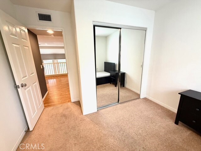 Building Photo - 25768 Perlman Pl