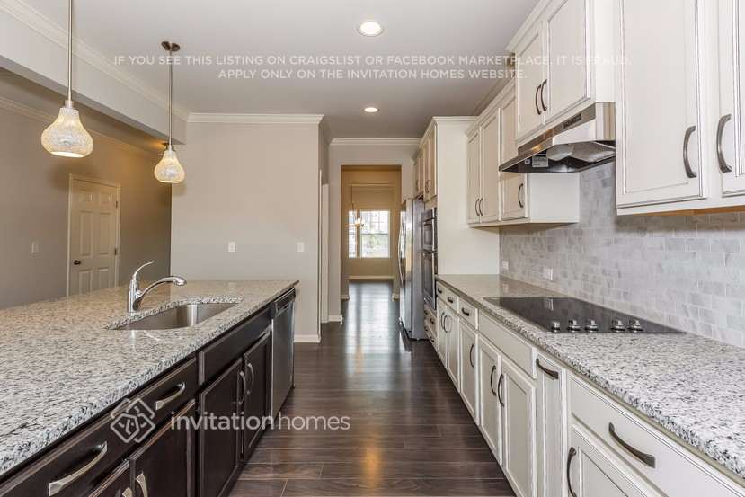 Building Photo - 4226 Huntley Glen Dr
