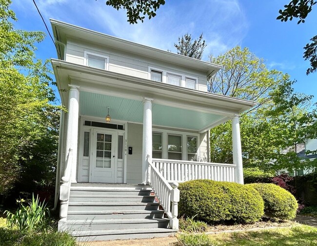 Primary Photo - Welcome to this charming 3-bedroom "ASK AB...
