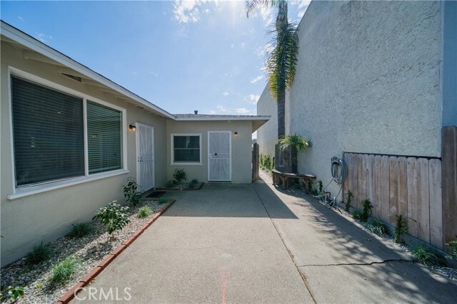 Building Photo - 926 Manhattan Beach Blvd