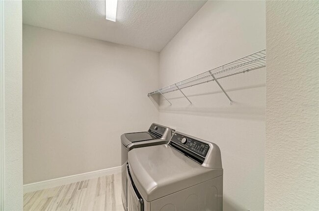 Building Photo - 1079 Waterline Ct
