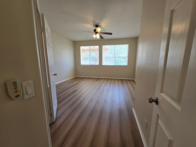 Building Photo - 42534 Coronet Ct