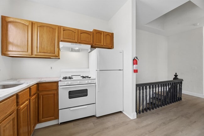 Building Photo - 79 Audubon Ave