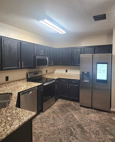 Building Photo - 931 Danforth Pl