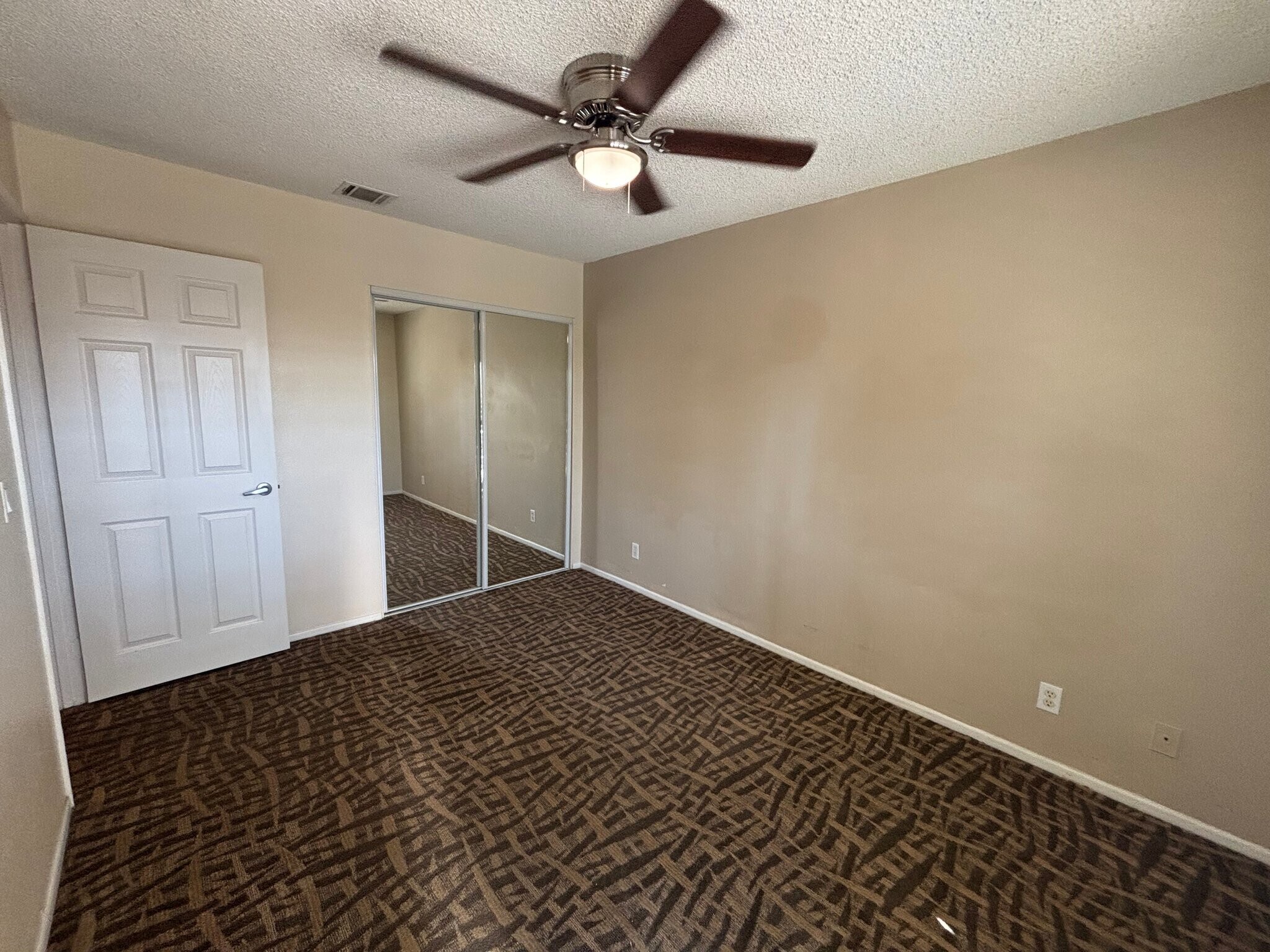 Building Photo - 82954 Stewart Dr