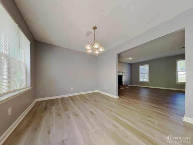 Building Photo - 1372 Inman Ct