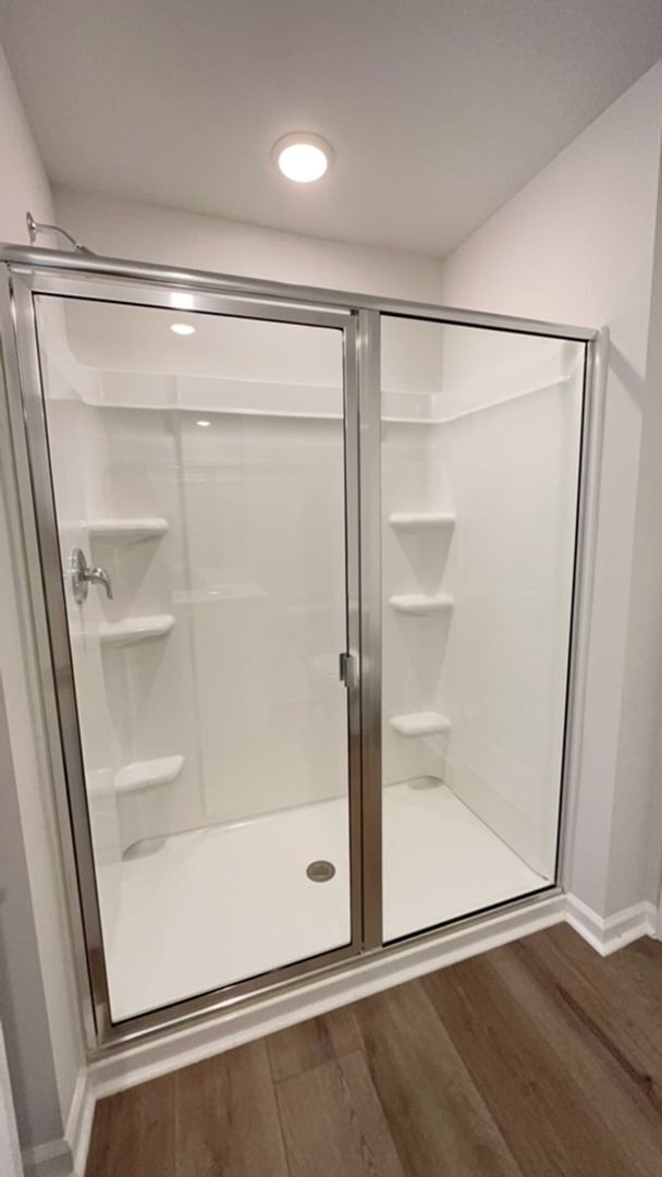 Building Photo - Stunning 5 Bedroom Home in Cane Bay