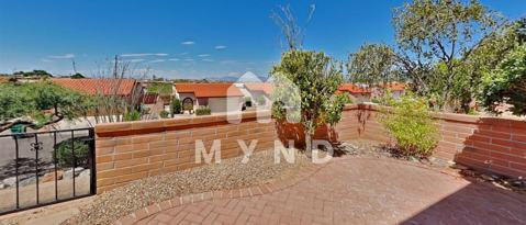 Building Photo - 1606 W Calle Del Ducado