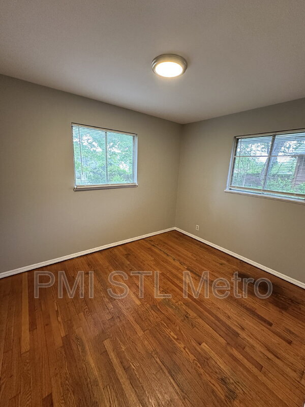 Building Photo - 10528 Durness Dr