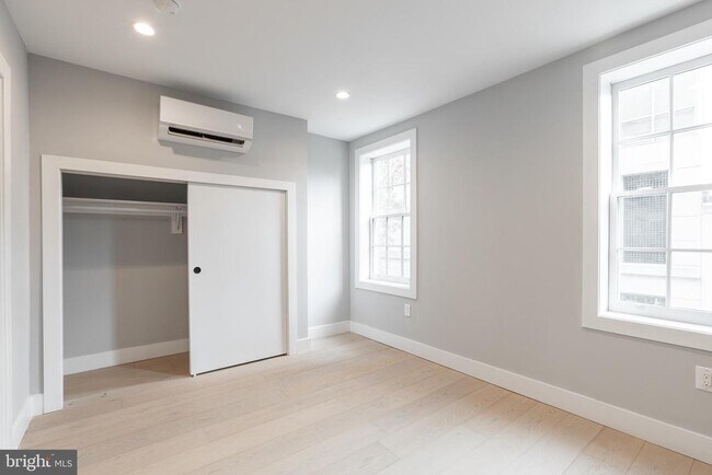 Building Photo - 1707 Rittenhouse Square