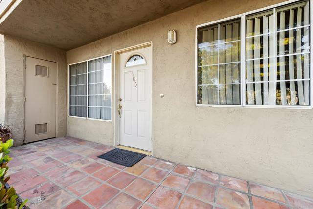 Building Photo - 4775 Seminole Dr