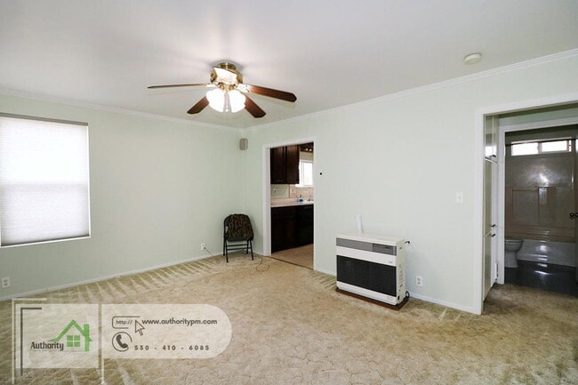 Building Photo - 6530 Dale Ln