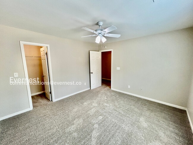 Building Photo - 170 Finchley Dr
