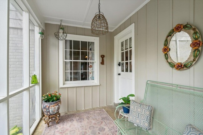 Building Photo - 181 Wallace Rd