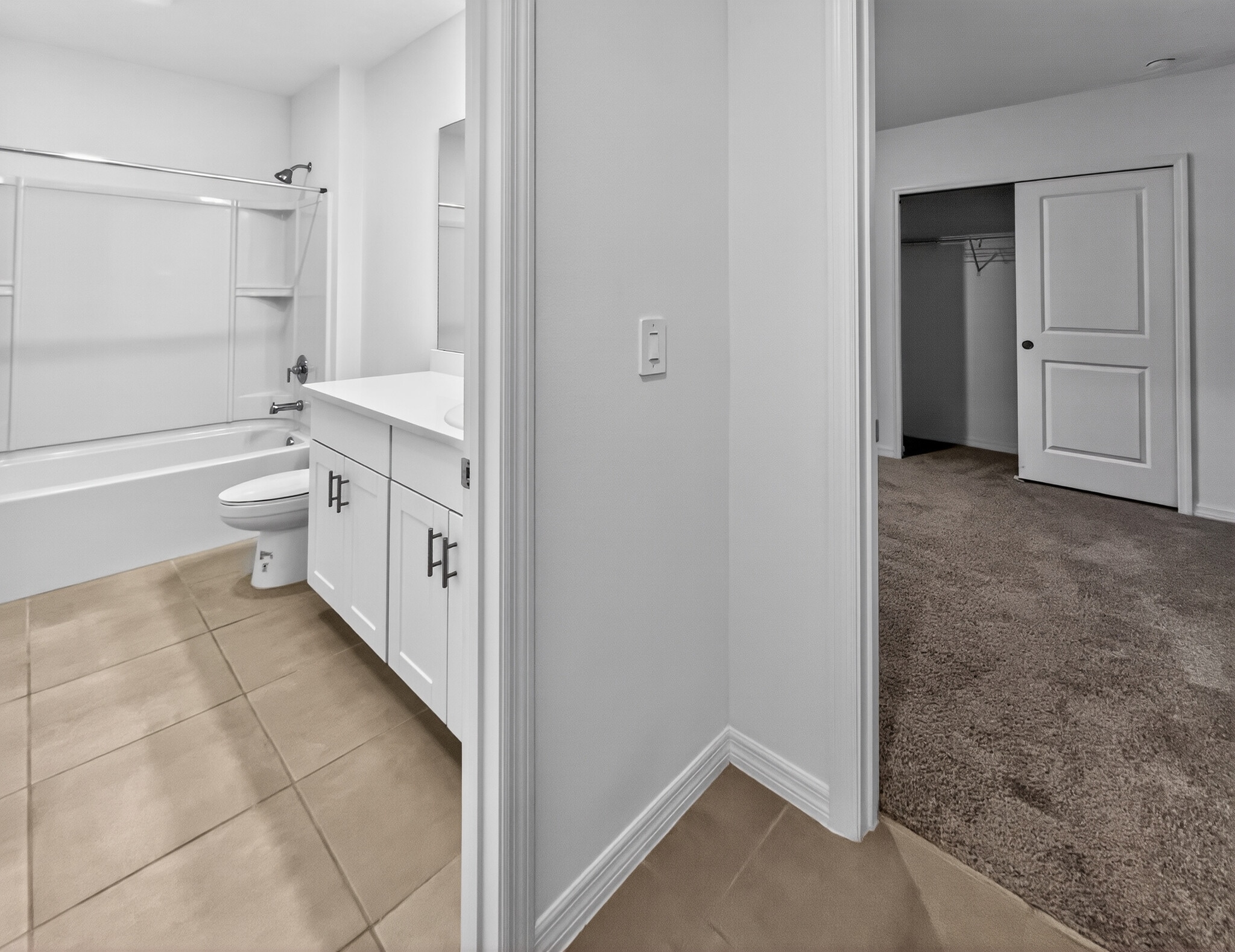 Building Photo - 3917 Southern Vista Loop