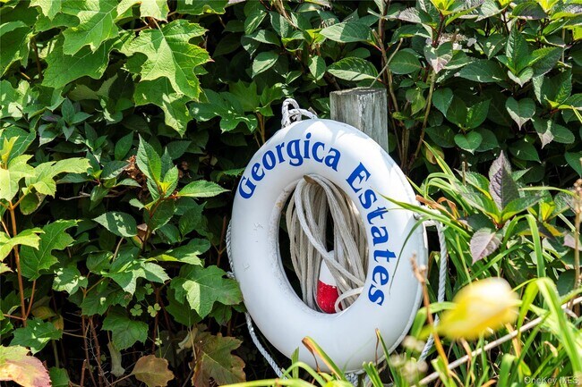 Building Photo - 45 Huckleberry Ln